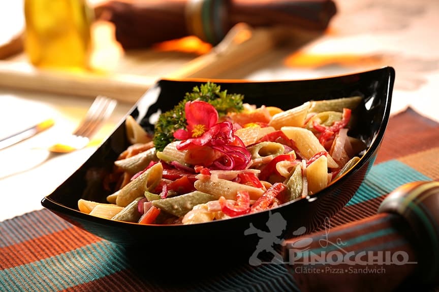 Salata paste cu sunca